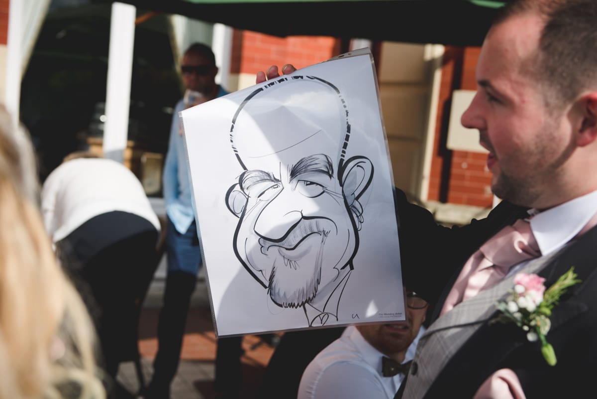 Wedding artist caricaturist