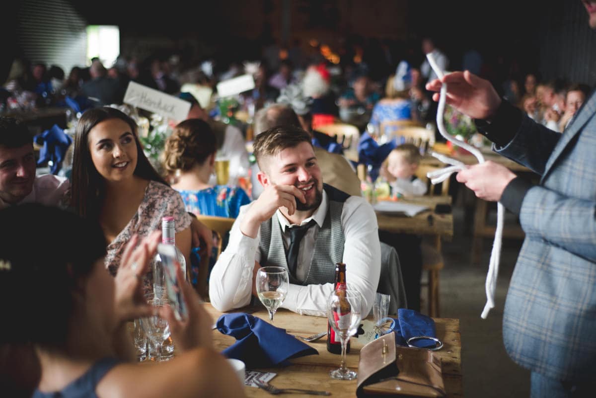 wedding entertainment ideas -close up magic