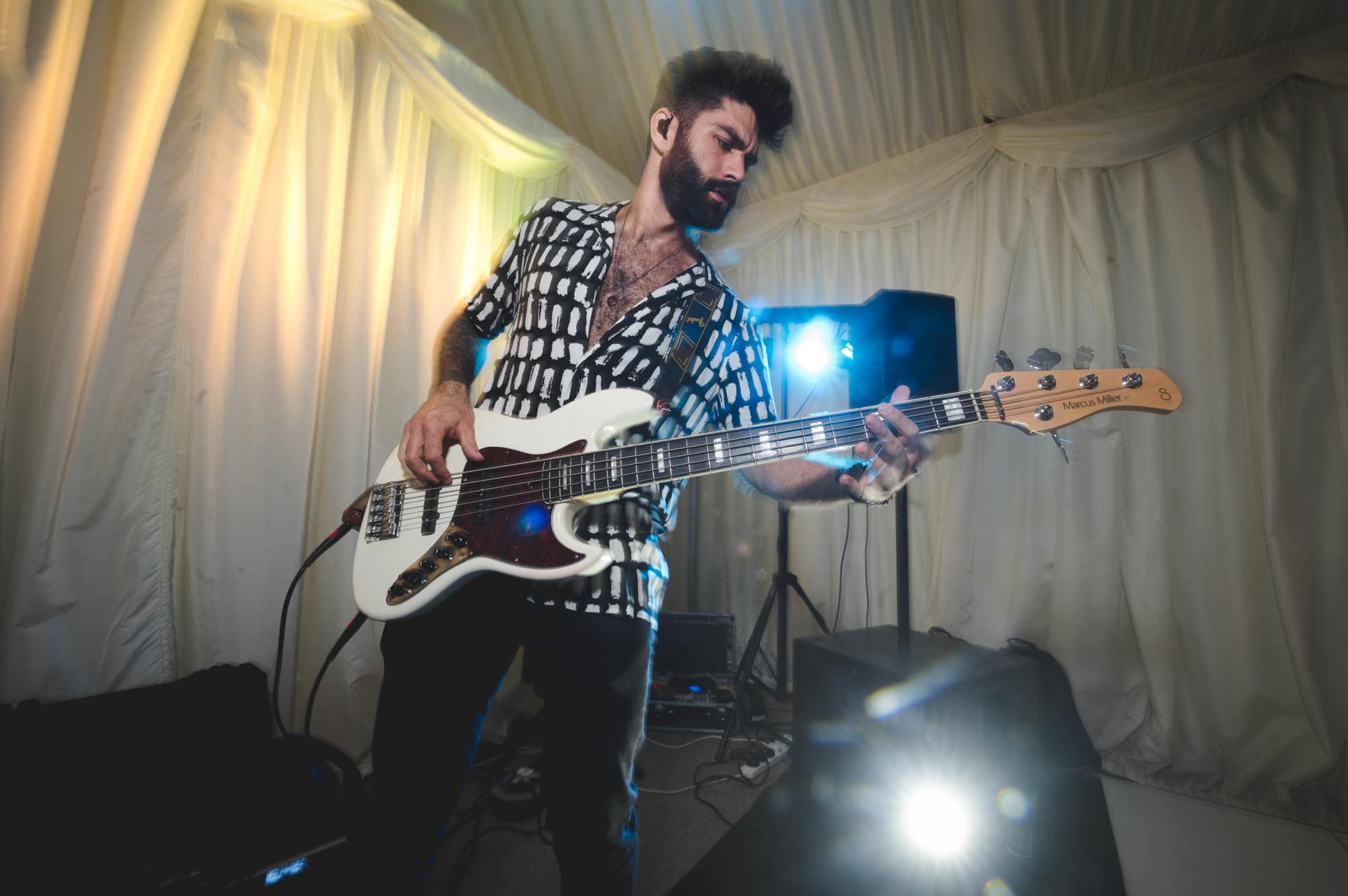 wedding reception entertainment ideas - a band